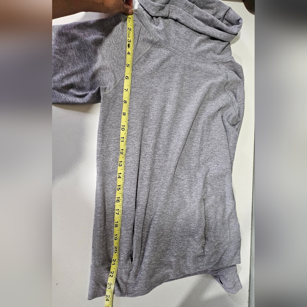 Lululemon Make A Move Long Sleeve Cowl Neck Top Womens Size 4 - Picture 10 of 11